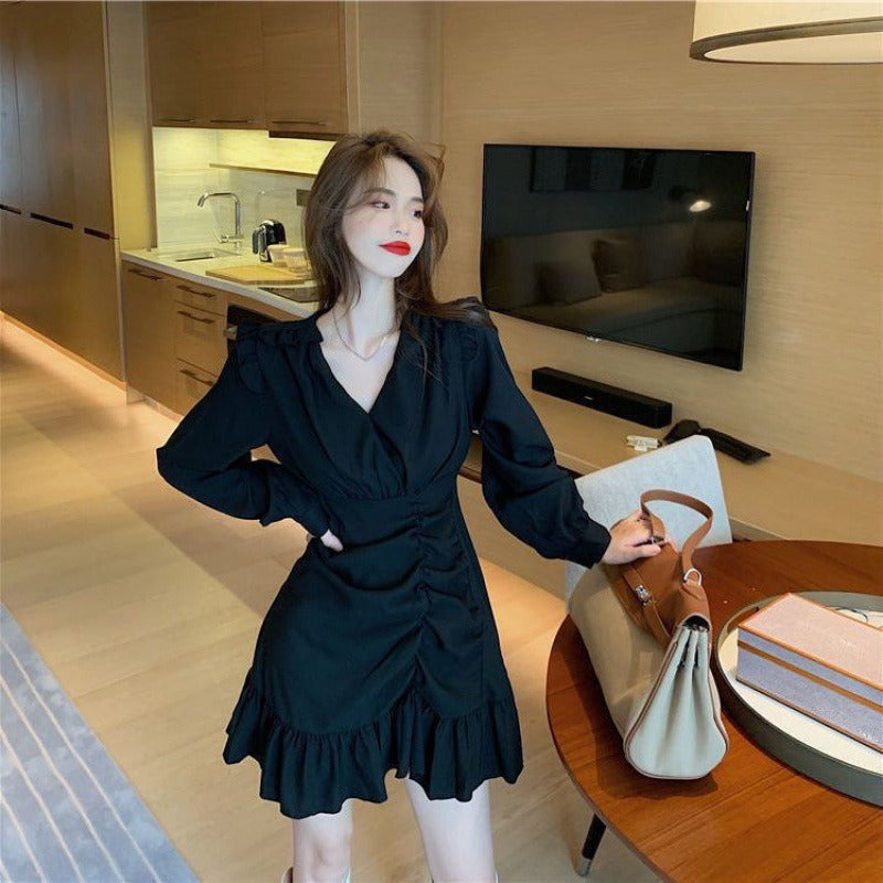 Elegant dress, French niche design for women, slim waist and trendy little black dress
