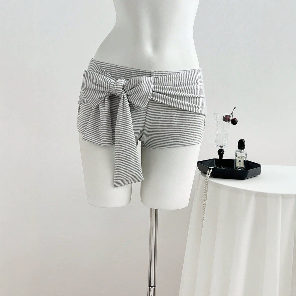 Low waisted striped bow shorts