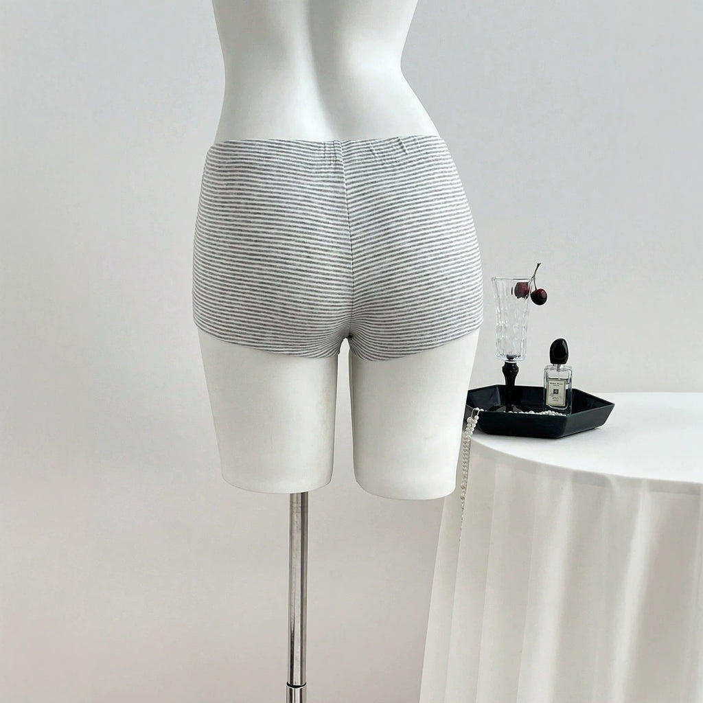 Low waisted striped bow shorts