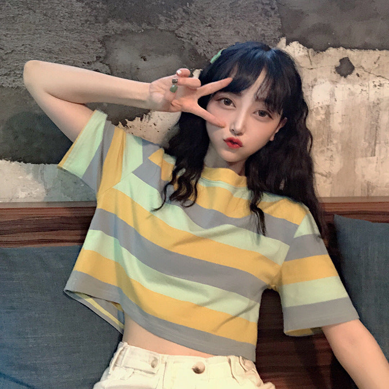 New loose rainbow striped short sleeved T-shirt for female students with exposed navel top