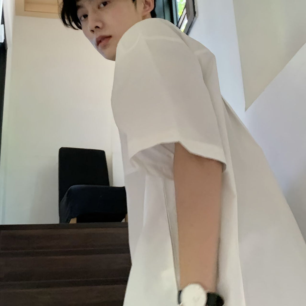 Loose and versatile casual five quarter sleeved shirt