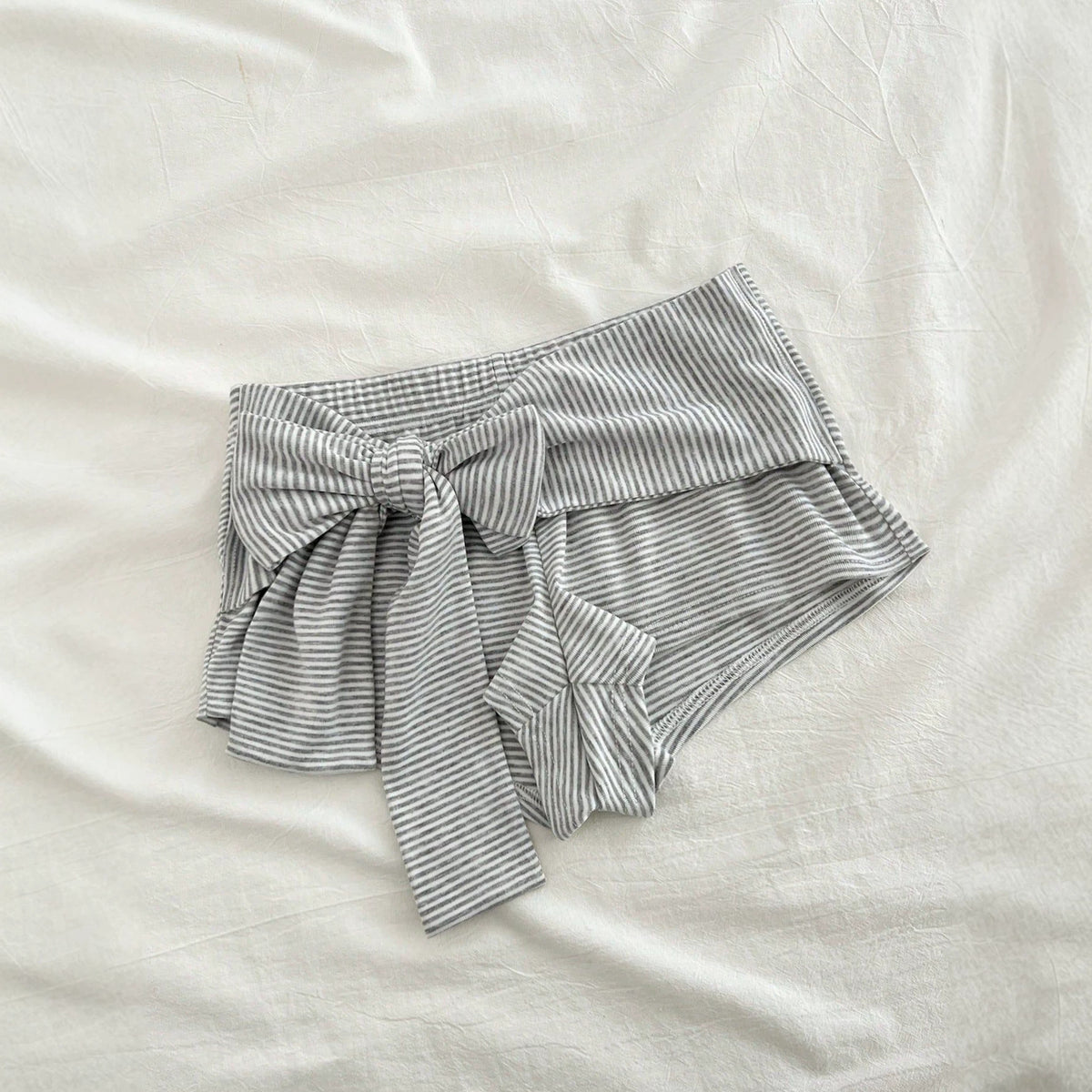 Low waisted striped bow shorts